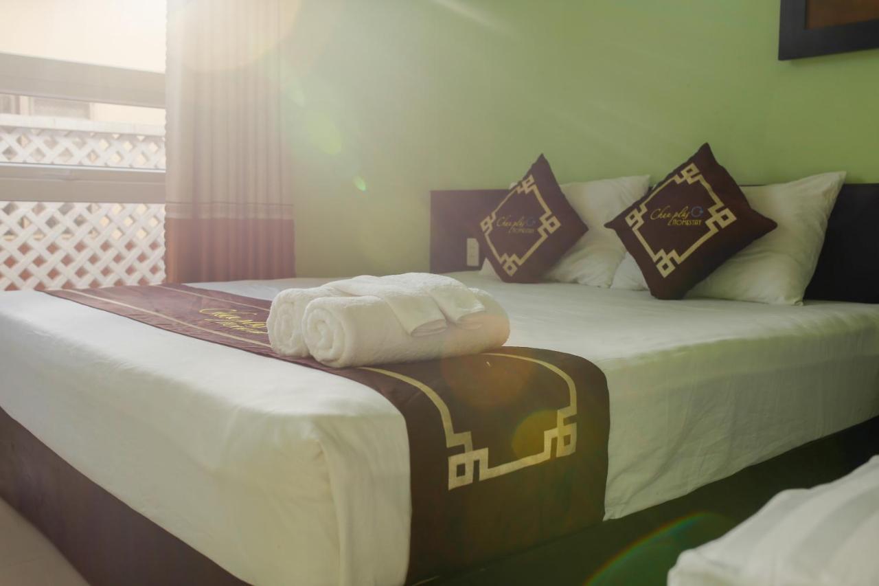 Chau Plus Homestay Хойан Экстерьер фото