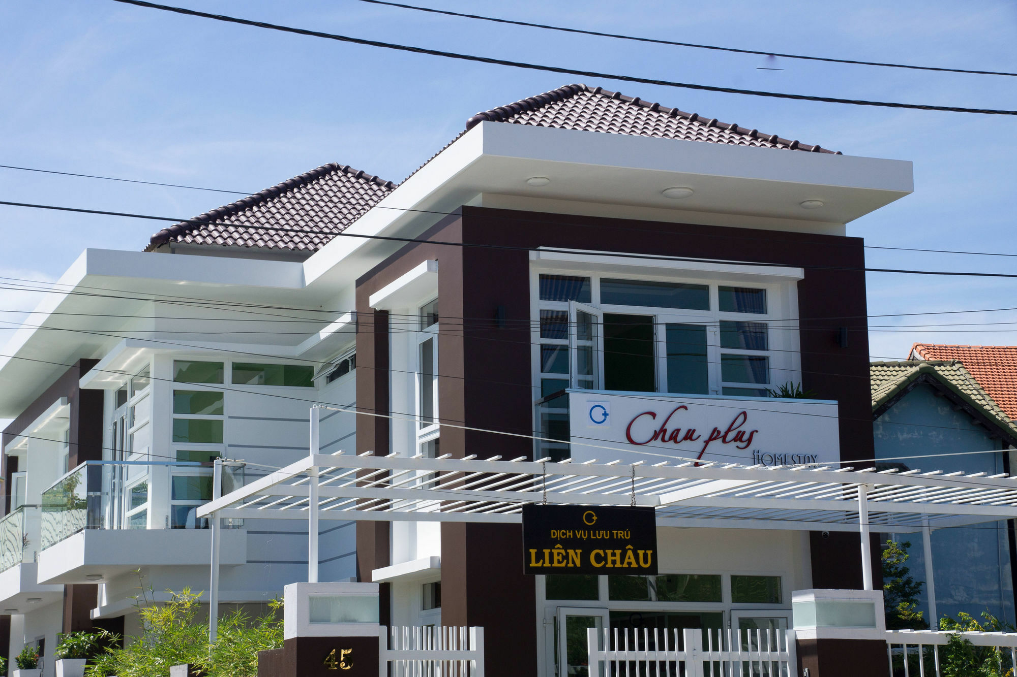 Chau Plus Homestay Хойан Экстерьер фото