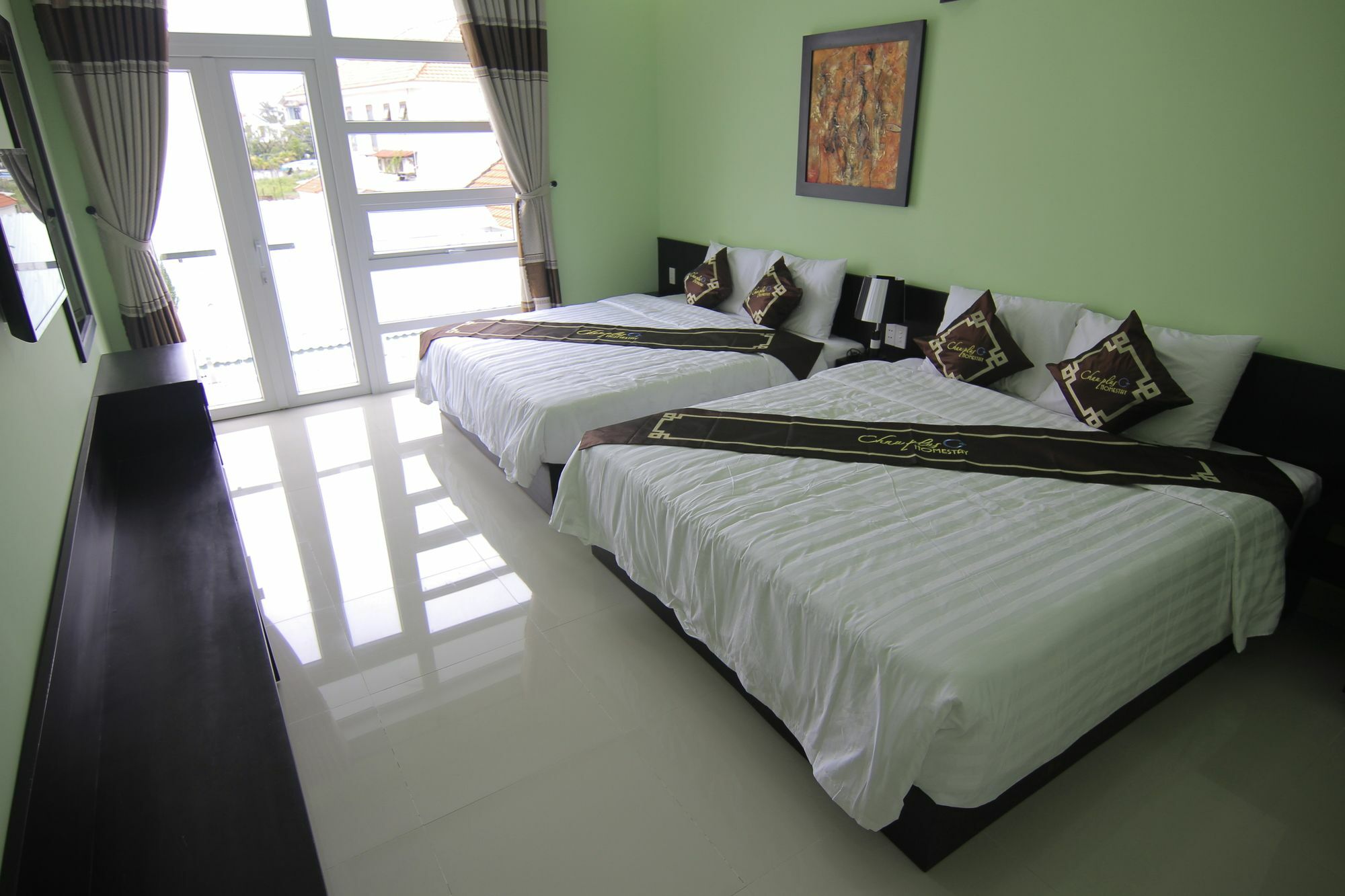 Chau Plus Homestay Хойан Экстерьер фото