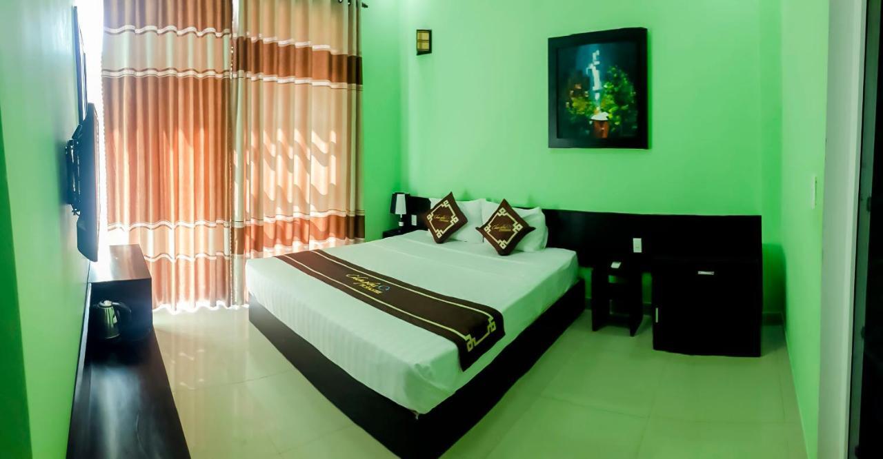 Chau Plus Homestay Хойан Экстерьер фото